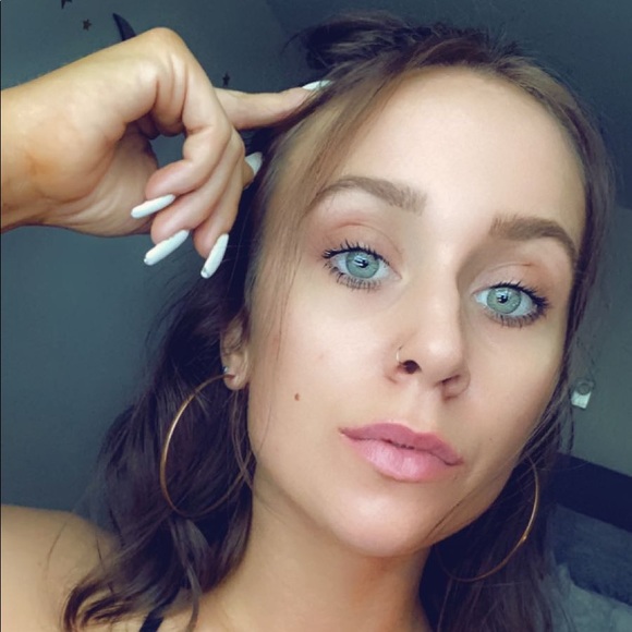 nikkibecker596